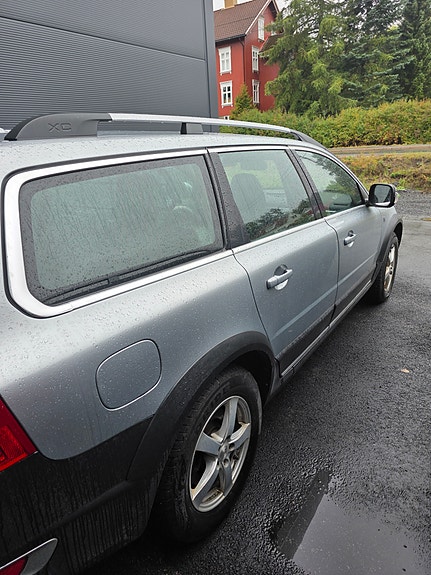 Volvo XC70 4 of 12