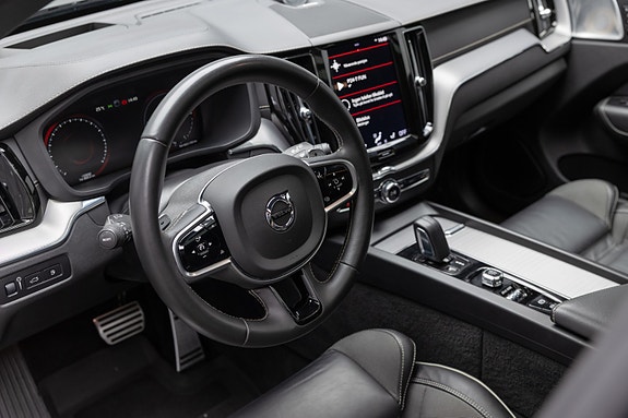 Volvo XC60 19 of 30