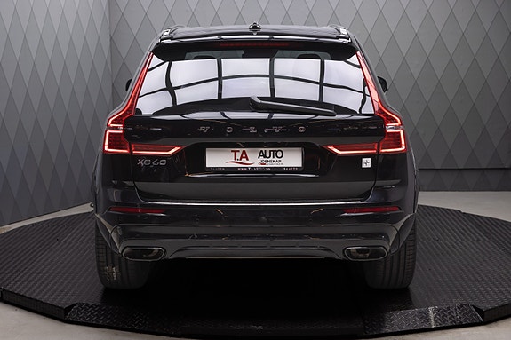 Volvo XC60 7 of 30