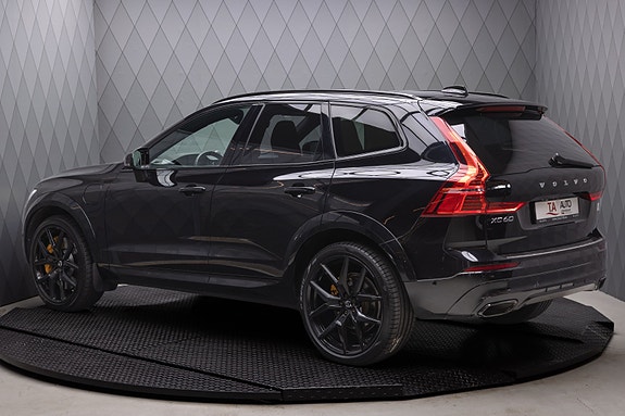 Volvo XC60 8 of 30