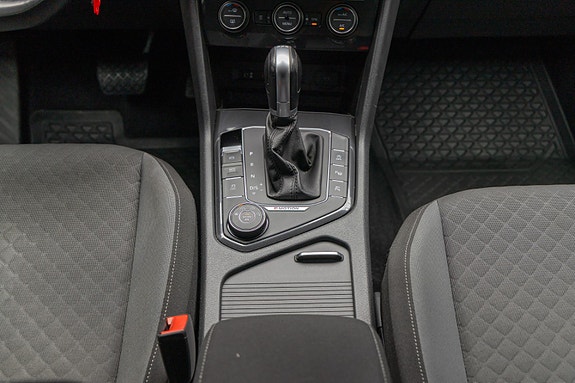 Volkswagen Tiguan 21 of 25