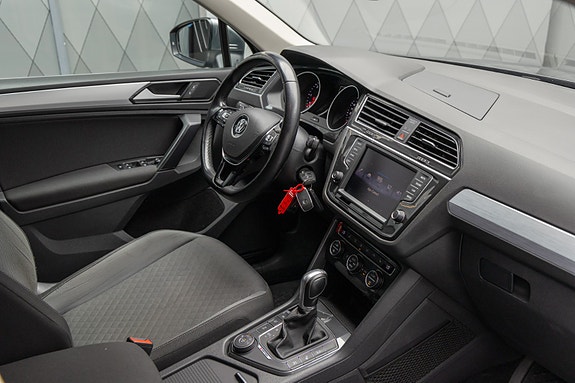 Volkswagen Tiguan 24 of 25