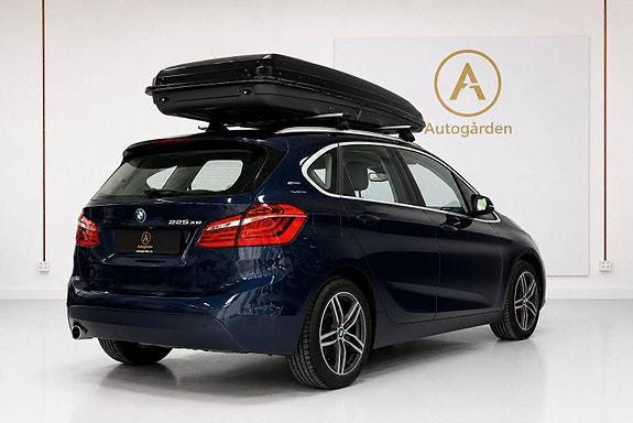 BMW 225xe 3 of 17