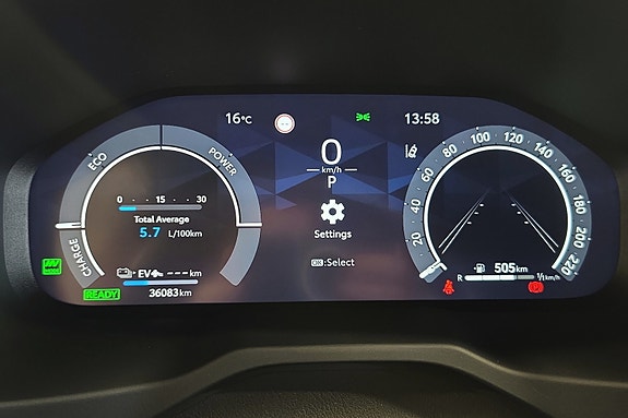 Toyota RAV4 Plug-in Hybrid 13 of 22