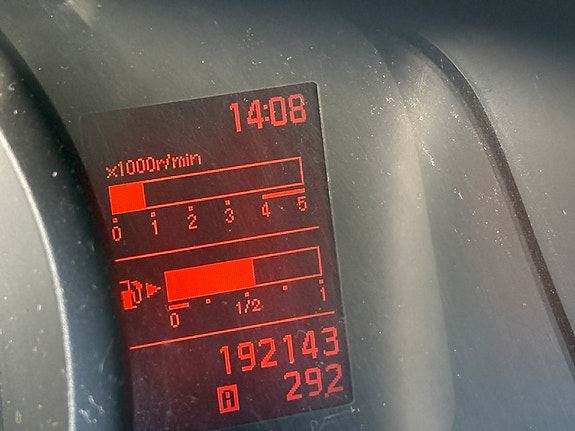 Nissan NV200 14 of 16