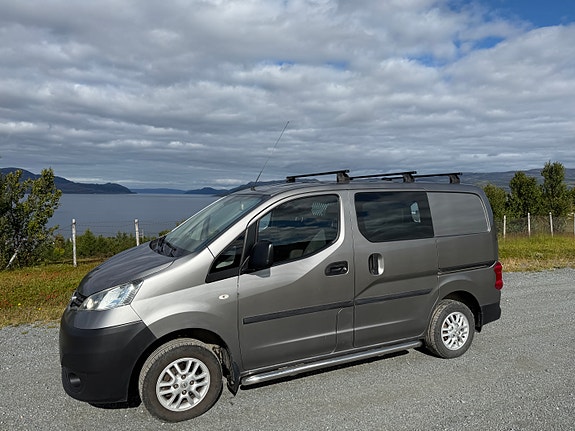 Nissan NV200 3 of 16