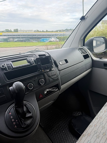 Volkswagen Transporter 11 of 11