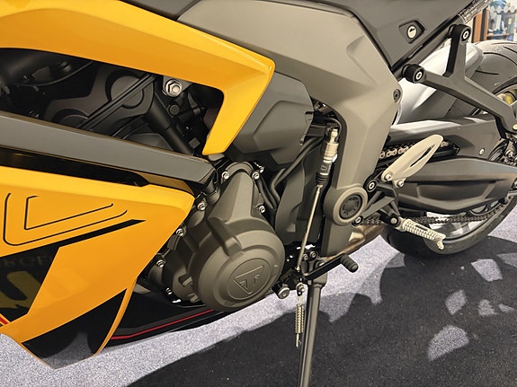 Triumph Daytona 660, KAMPANJE! 8 of 16