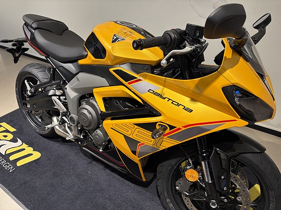 Triumph Daytona 660, KAMPANJE! 4 of 16