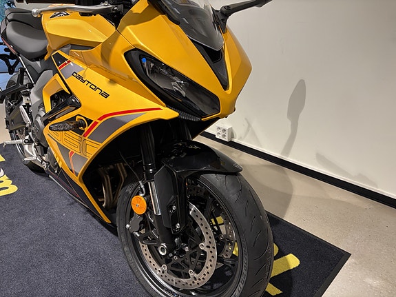 Triumph Daytona 660, KAMPANJE! 5 of 16
