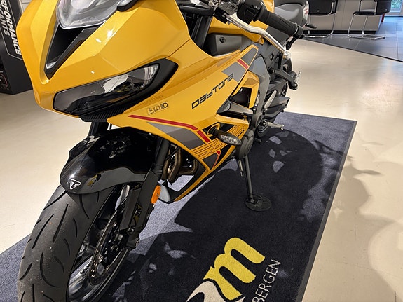 Triumph Daytona 660, KAMPANJE! 6 of 16