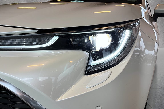 Toyota Corolla 13 of 27