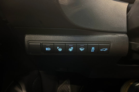 Toyota Corolla 22 of 27