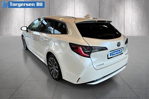 Toyota Corolla 5 of 27