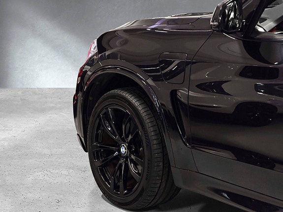 BMW X5 4 of 30