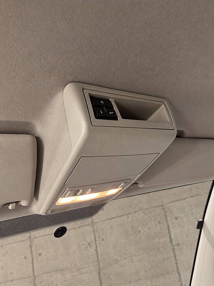 Volkswagen Transporter 12 of 14