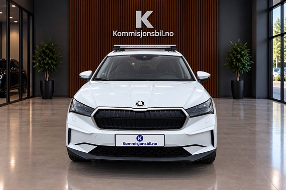 Skoda Enyaq 2 of 12
