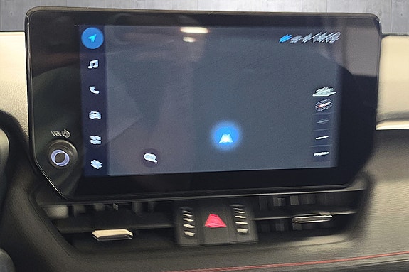 Toyota RAV4 Plug-in Hybrid 14 of 25