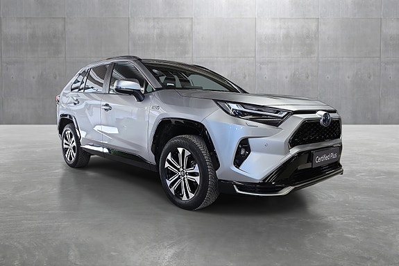 Toyota RAV4 Plug-in Hybrid 7 of 25