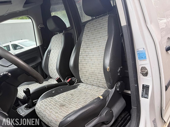 Volkswagen Caddy 8 of 20