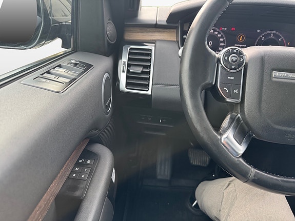 Land Rover Discovery 13 of 15