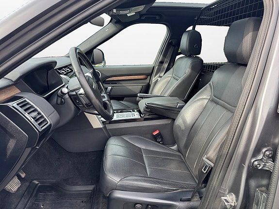 Land Rover Discovery 10 of 15