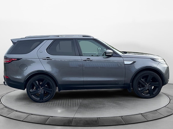 Land Rover Discovery 7 of 15