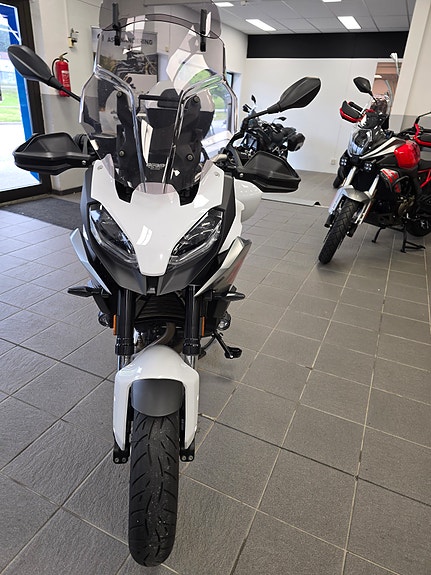 BMW F 900 XR - Mye utstyr 5 of 17