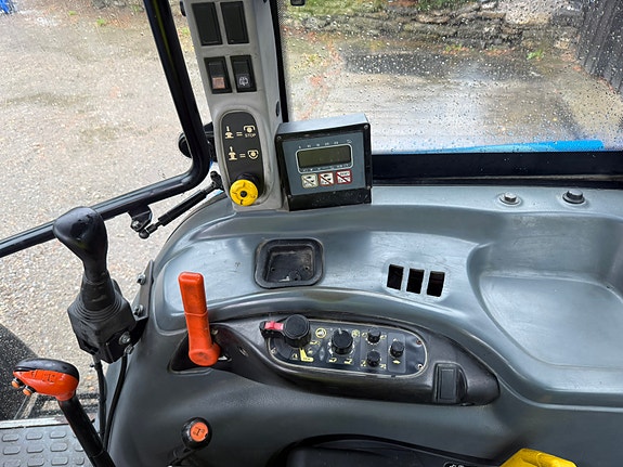 New Holland TL100 momsfri 10 of 11
