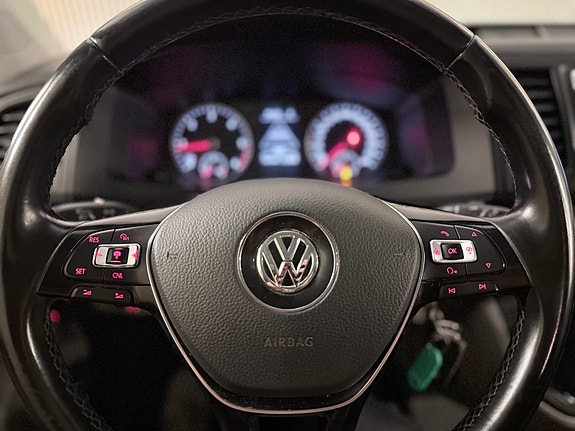 Volkswagen Transporter 23 of 30