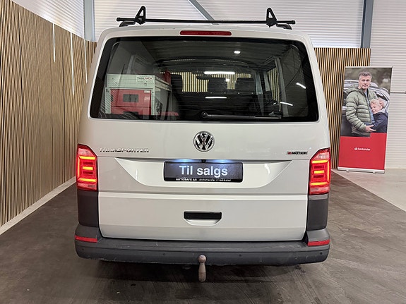 Volkswagen Transporter 15 of 30