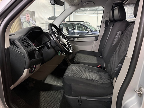 Volkswagen Transporter 21 of 30