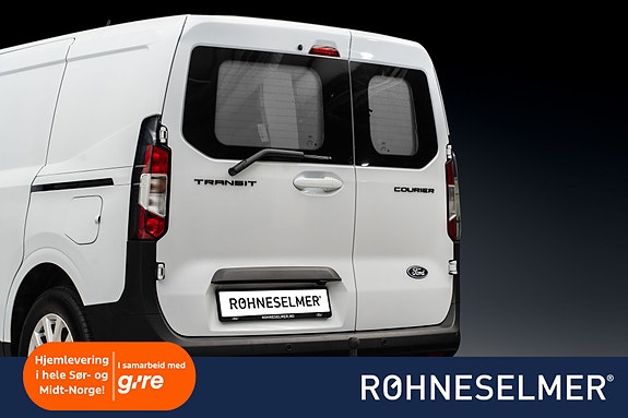 Ford Transit Courier 3 of 25