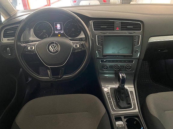 Volkswagen 13 of 30