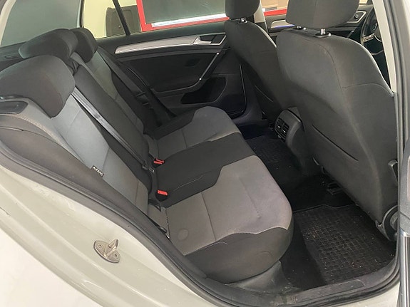 Volkswagen 9 of 30