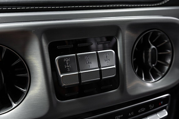 Mercedes-Benz G63 19 of 30
