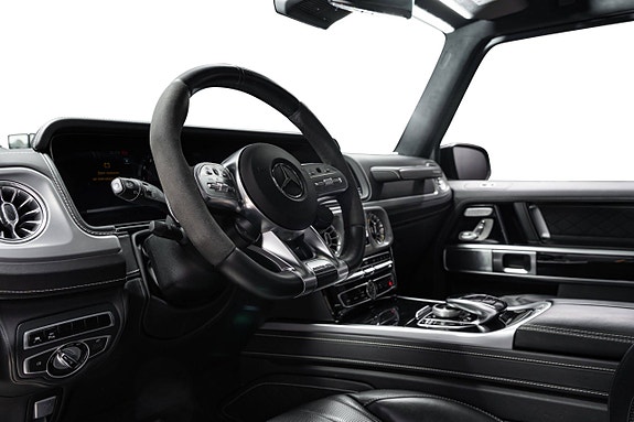 Mercedes-Benz G63 13 of 30