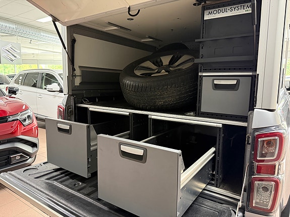 Isuzu D-max 13 of 30