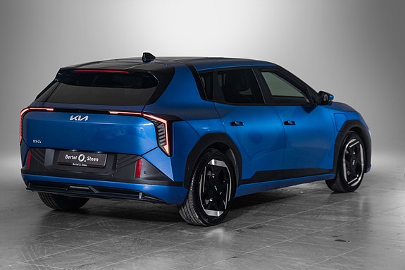 Kia EV4 7 of 27