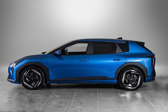 Kia EV4 5 of 27