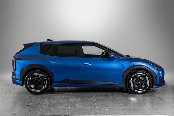 Kia EV4 6 of 27