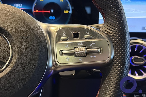 Mercedes-Benz EQA300 21 of 30