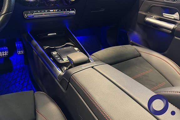 Mercedes-Benz EQA300 23 of 30