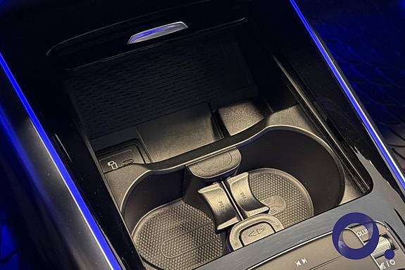 Mercedes-Benz EQA300 24 of 30