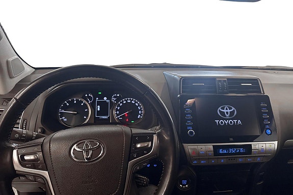 Toyota Land Cruiser 6 of 27