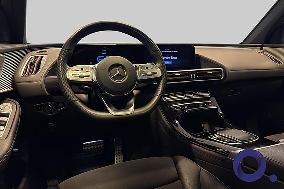 Mercedes-Benz EQC400 18 of 30
