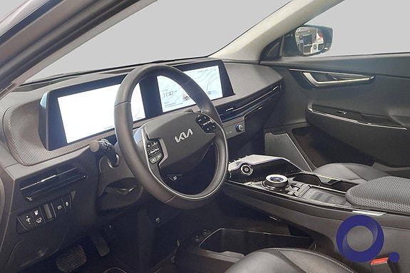 Kia EV6 12 of 16