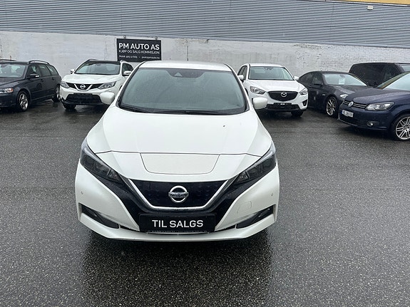 Nissan Leaf 2 of 16