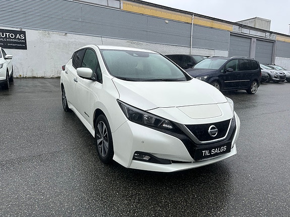 Nissan Leaf 3 of 16