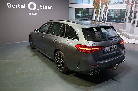 Mercedes-Benz C300 6 of 19